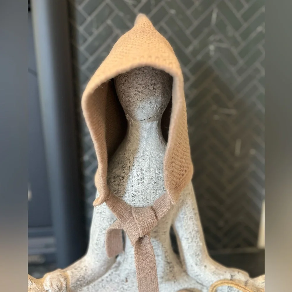 Hand Knit Pixie Bonnet Youth Unisex 6–8 | Neutral Beige Nordic Cottagecore